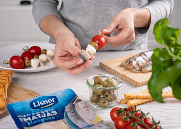 Koreczki śledziowe – szybka przekąska na każdą okazję!